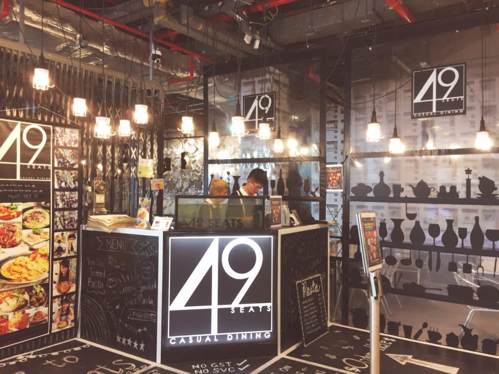 photo6102520410580035534